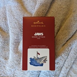 2020 Hallmark Jaws Shark Attack Keepsake Ornament New in box collectable